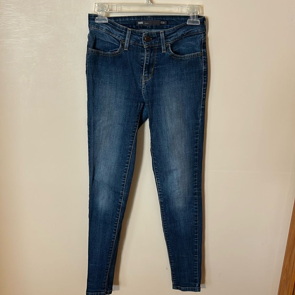 Levi’s skinny jeggings size 25